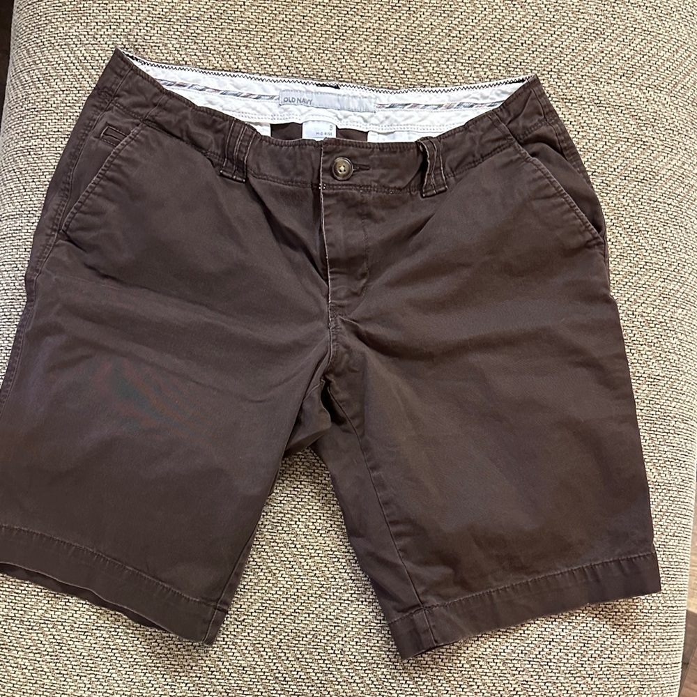Old Navy Men's Dark Brown Flat-Front Chino Shorts